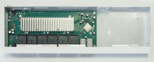 mikrotik CRS326-24G-2S+RM 2 switches